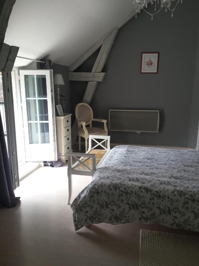 Chambres Des Rosiers Sennevieres Экстерьер фото